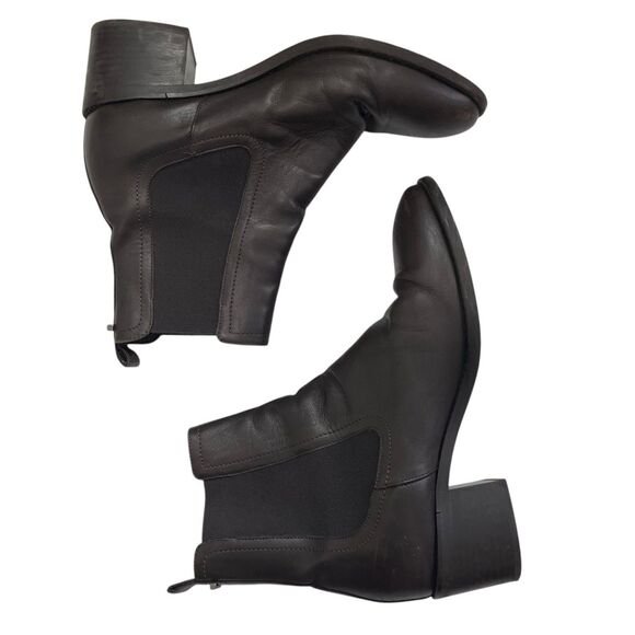 Welcome to my closet!This item has sold. - Picture 3 of 11